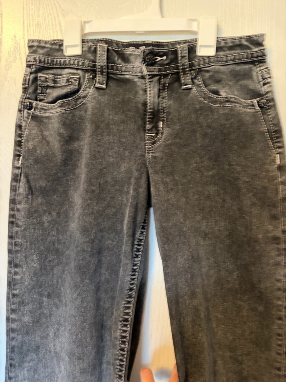 Miss Me Mid-rise Wide Leg Washed Black Embellished Jeans Size 29 - Picture 3 of 16